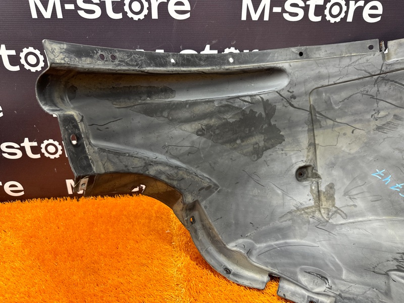 подкрылок, 4500 рублей, Красноярск