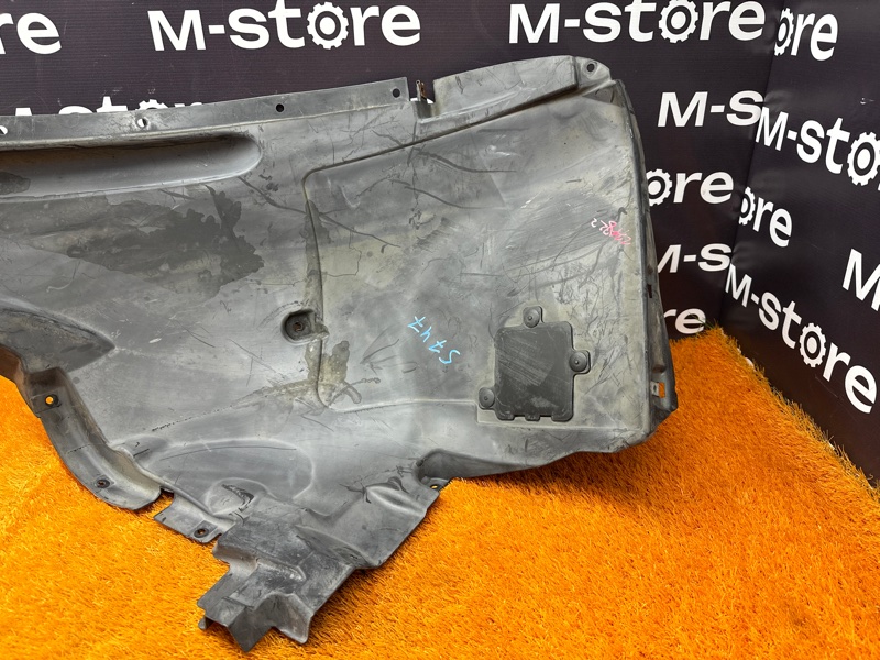 подкрылок, 4500 рублей, Красноярск