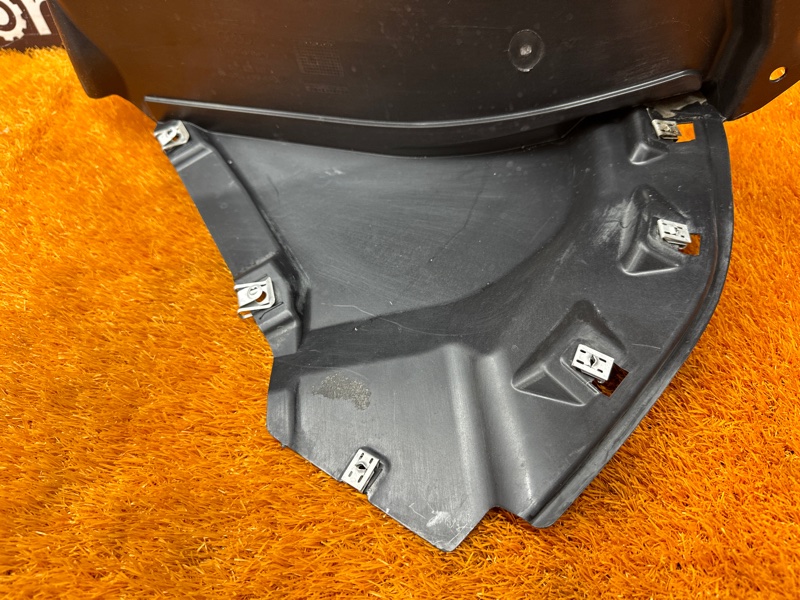 подкрылок, 5000 рублей, Красноярск