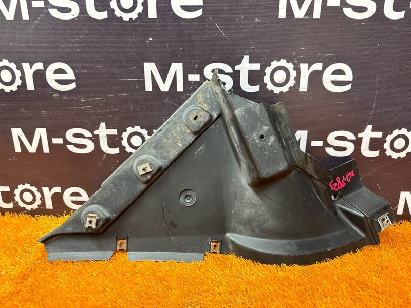 подкрылок, 700 рублей, Красноярск