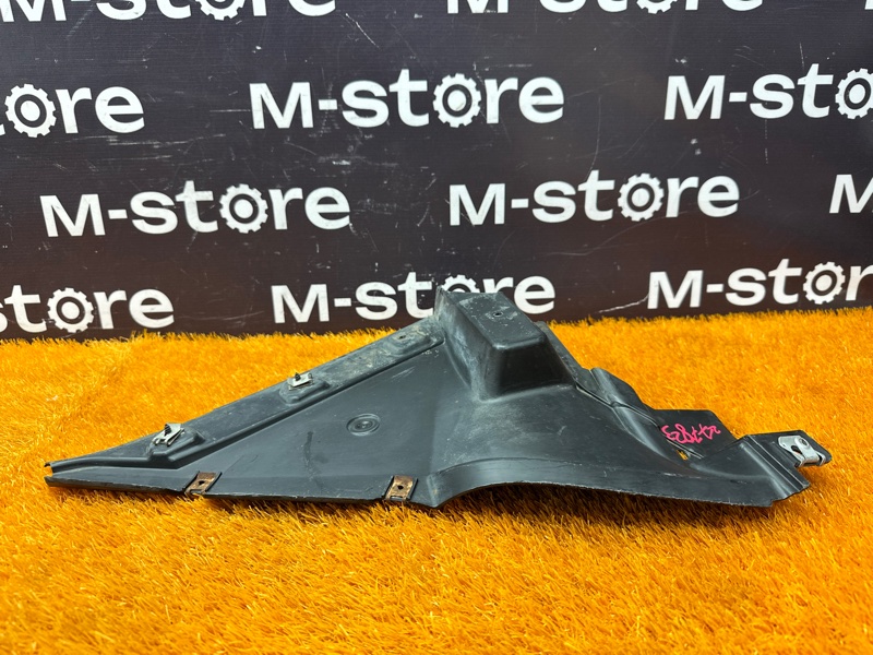 подкрылок, 700 рублей, Красноярск