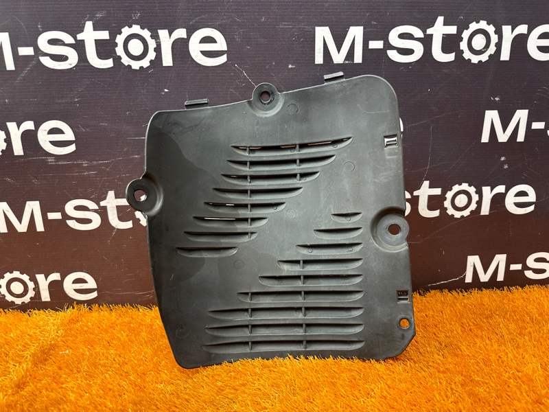 подкрылок, 300 рублей, Красноярск