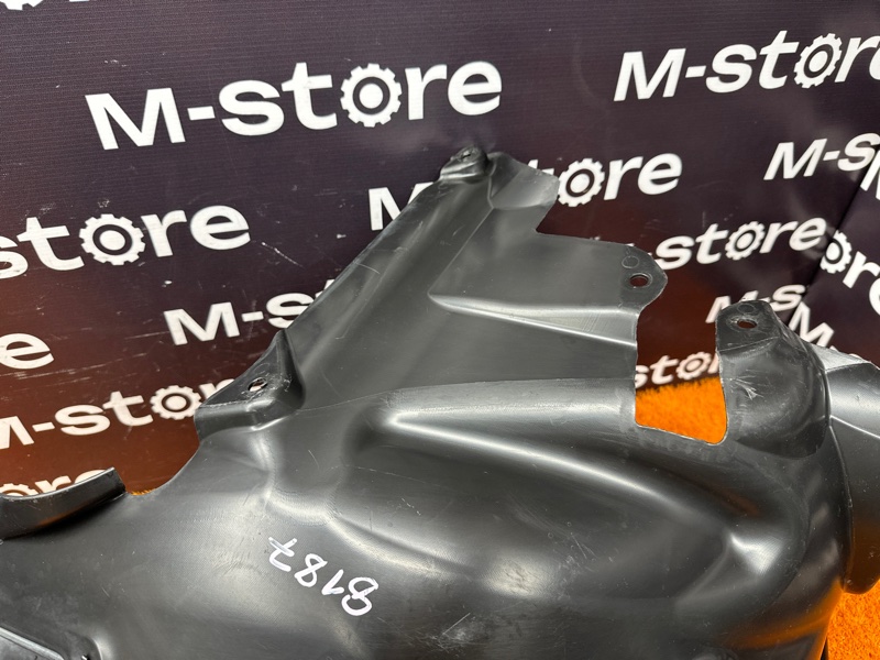 подкрылок, 5000 рублей, Красноярск