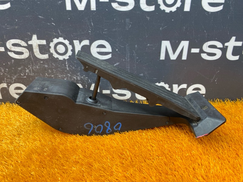 педаль газа, 400 рублей, Красноярск