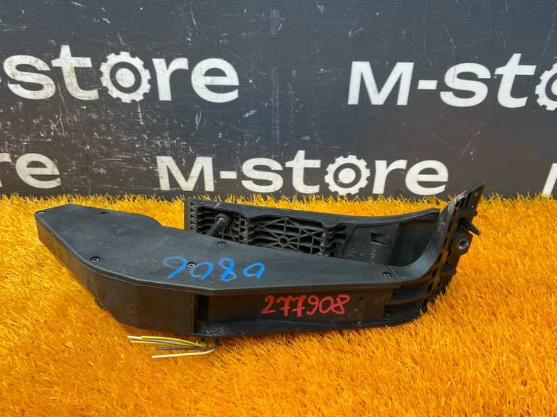 педаль газа, 400 рублей, Красноярск