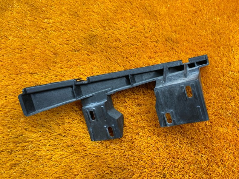 крепление бампера, 1000 рублей, Красноярск