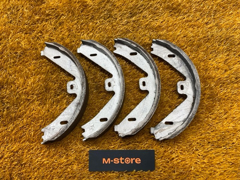 Колодки ручника, 1000 рублей, Красноярск