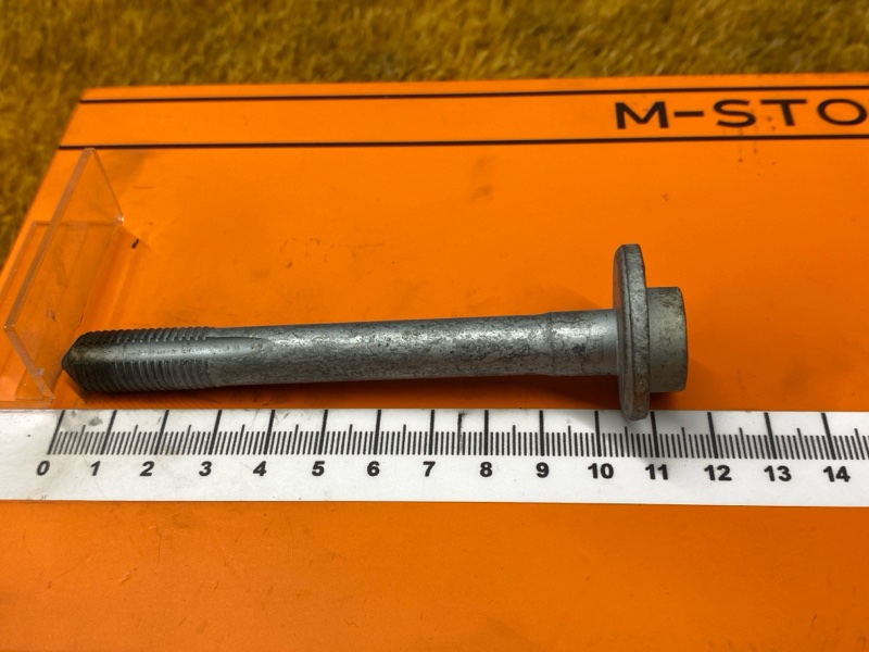 Болт развальный, 600 рублей, Красноярск