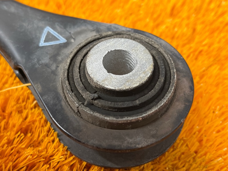 Рычаг подвески верхний, 300 рублей, Красноярск