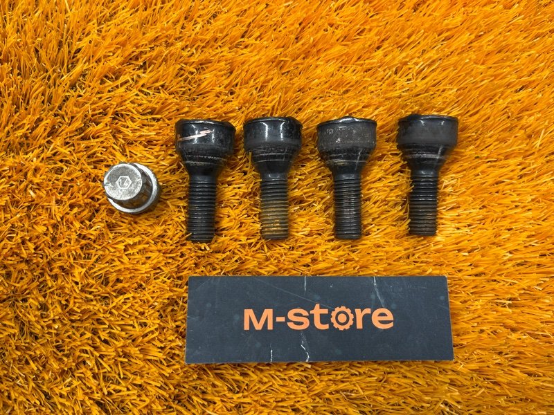 болт колесный(секретка), 2500 рублей, Красноярск