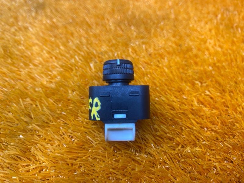 Кнопка регулировки зеркал, 500 рублей, Красноярск