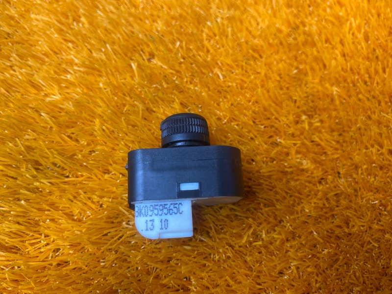 Кнопка регулировки зеркал, 500 рублей, Красноярск