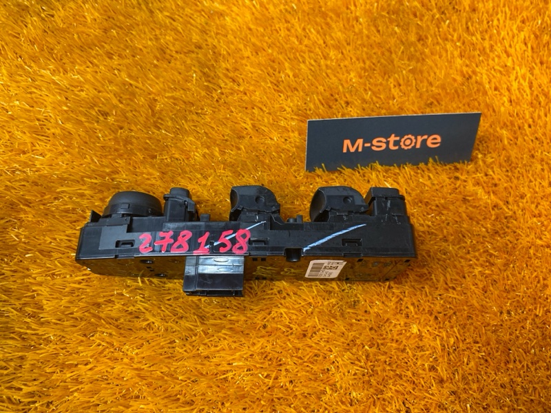 Блок управления стеклоподъемниками, 1000 рублей, Красноярск