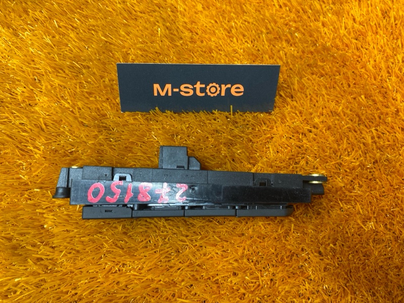 кнопка памяти сидений, 600 рублей, Красноярск