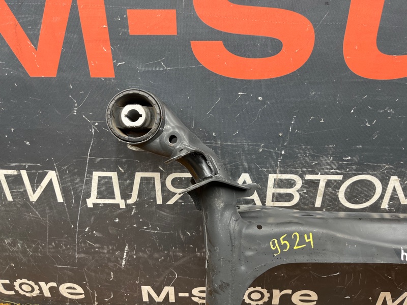 Балка поперечная (подрамник), 11000 рублей, Красноярск