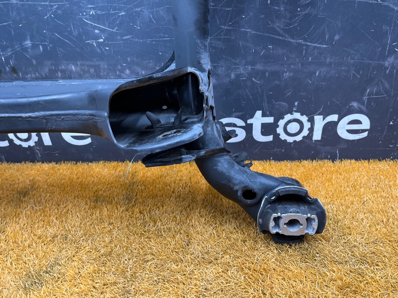 Балка поперечная (подрамник), 11000 рублей, Красноярск