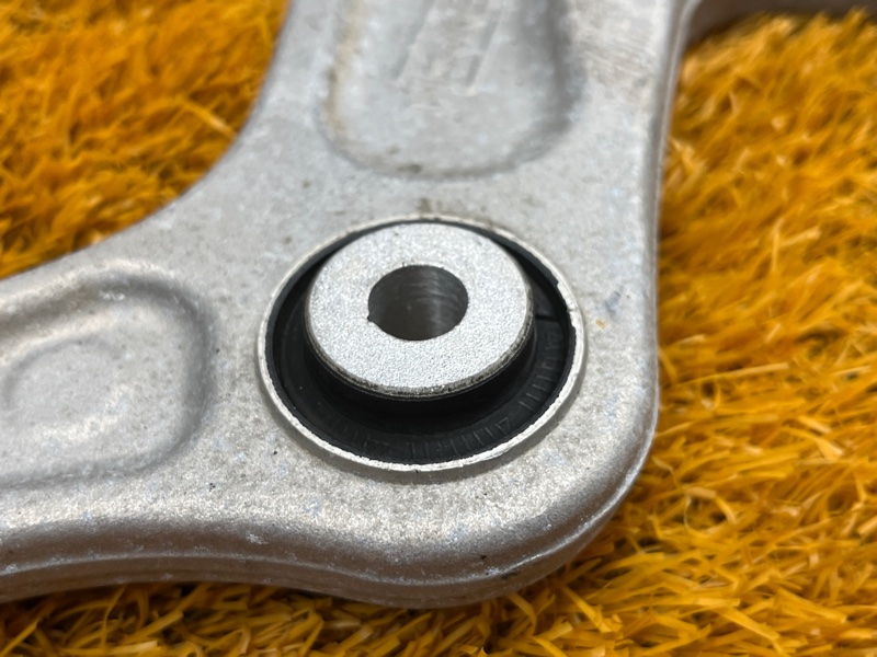 Рычаг подвески верхний, 2200 рублей, Красноярск