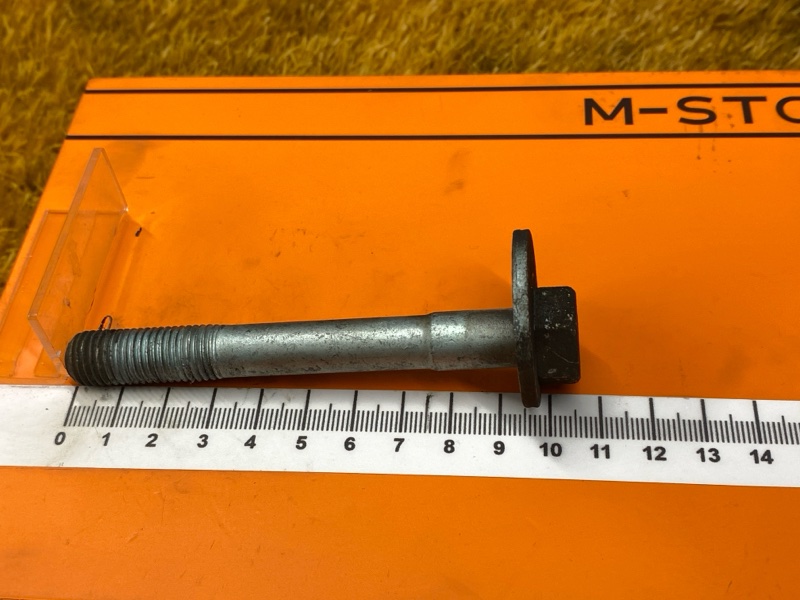 Болт развальный, 600 рублей, Красноярск