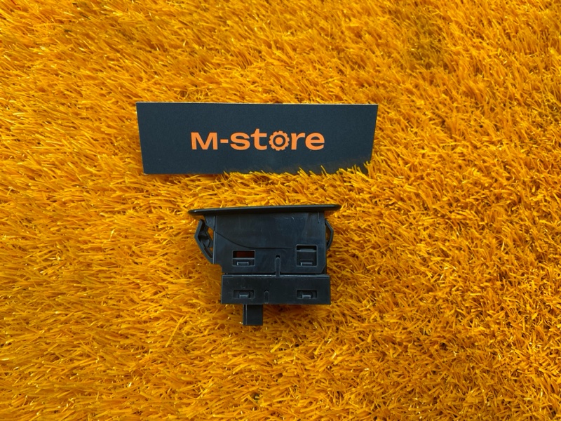 кнопка стеклоподъемника, 200 рублей, Красноярск