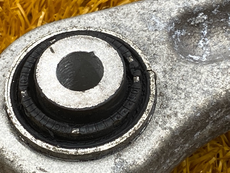 Рычаг подвески верхний, 1500 рублей, Красноярск