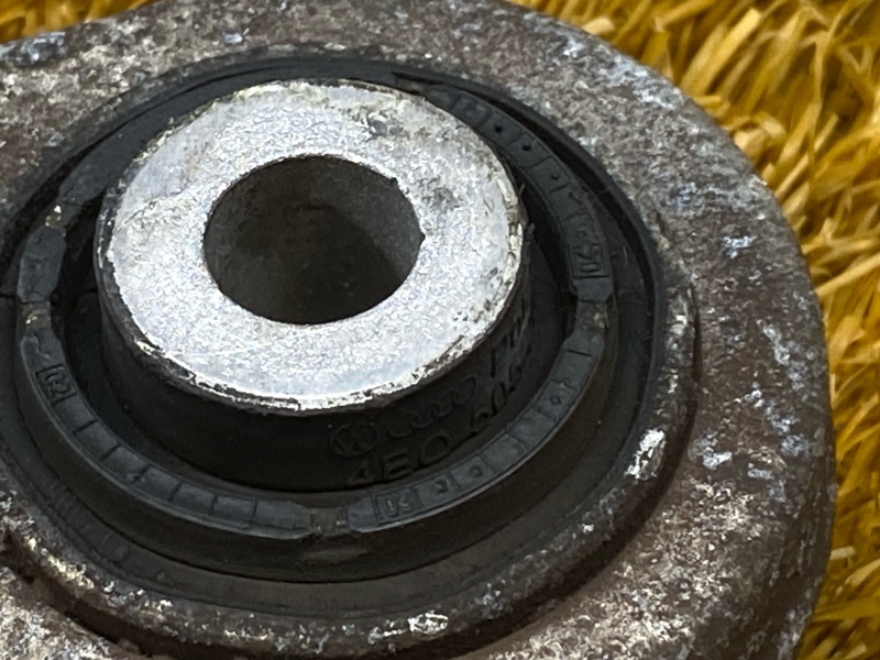 Рычаг подвески верхний, 1500 рублей, Красноярск