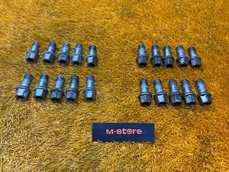 болт колесный, 2000 рублей, Красноярск