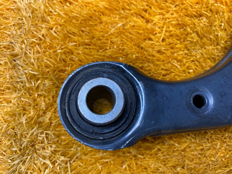 Рычаг подвески верхний, 800 рублей, Красноярск