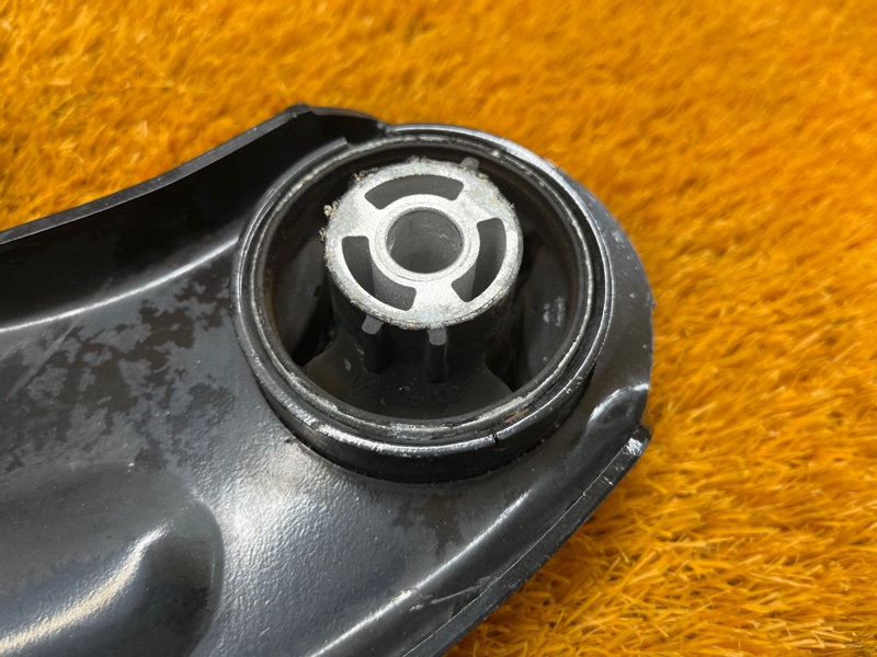 Рычаг подвески нижний, 1000 рублей, Красноярск