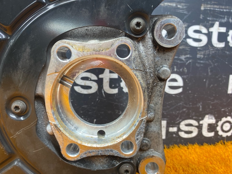 кулак поворотный, 2000 рублей, Красноярск