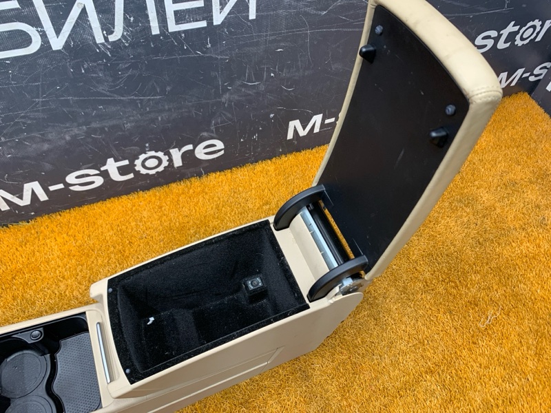 подлокотник, 4500 рублей, Красноярск