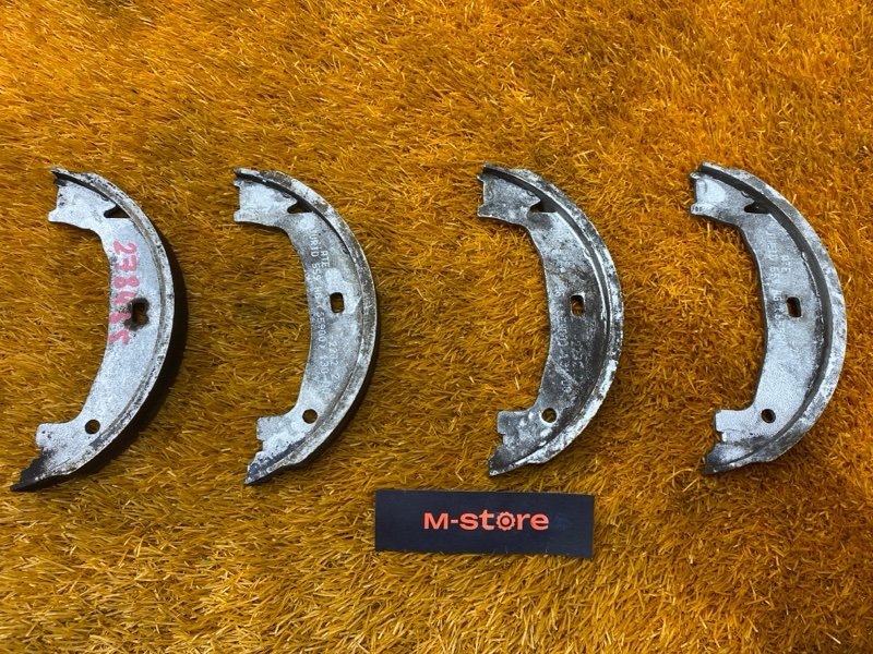 Колодки ручника, 500 рублей, Красноярск