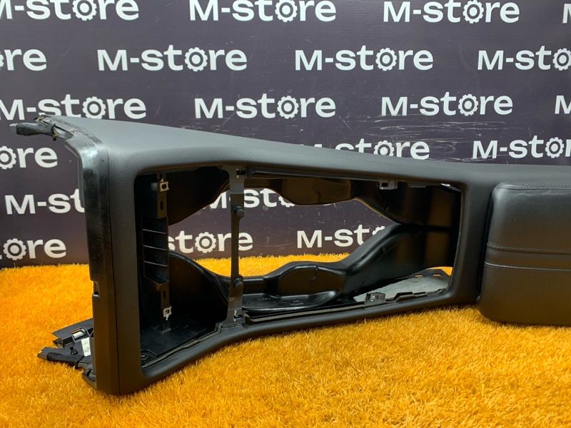 подлокотник, 2000 рублей, Красноярск