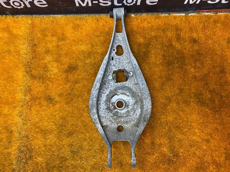 Рычаг подвески верхний, 500 рублей, Красноярск