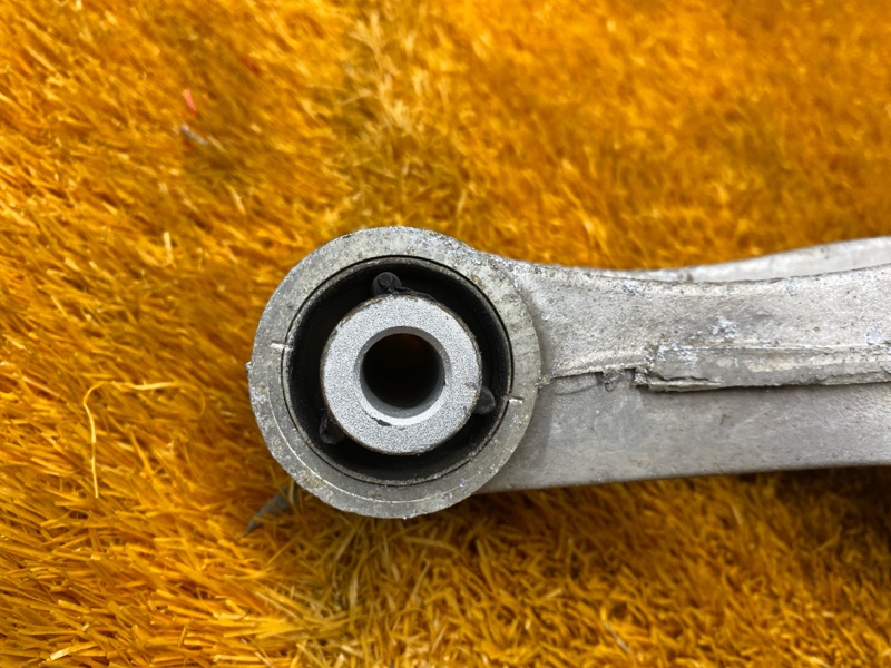 Рычаг подвески верхний, 500 рублей, Красноярск