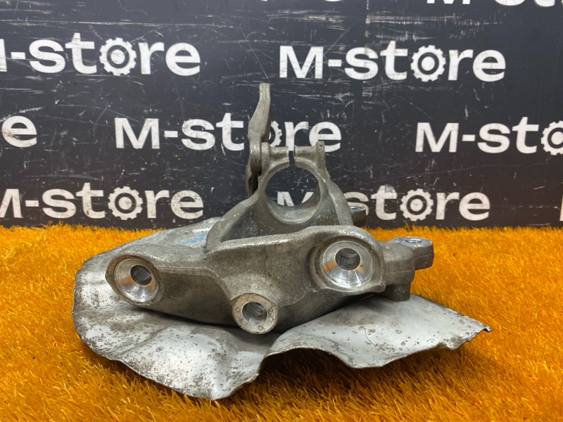 кулак поворотный, 1000 рублей, Красноярск