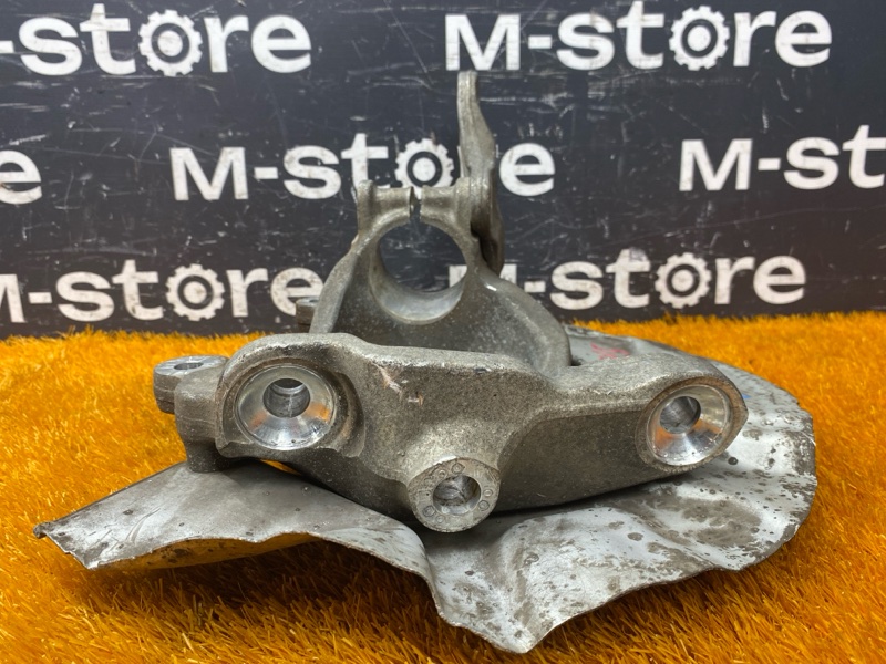 кулак поворотный, 1000 рублей, Красноярск