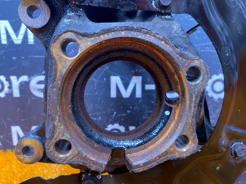 кулак поворотный, 2000 рублей, Красноярск