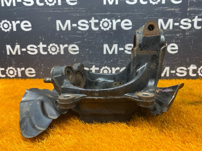 кулак поворотный, 2000 рублей, Красноярск