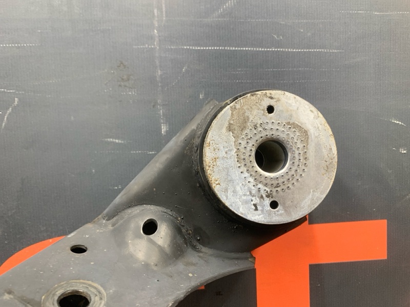 Балка поперечная (подрамник), 5000 рублей, Красноярск