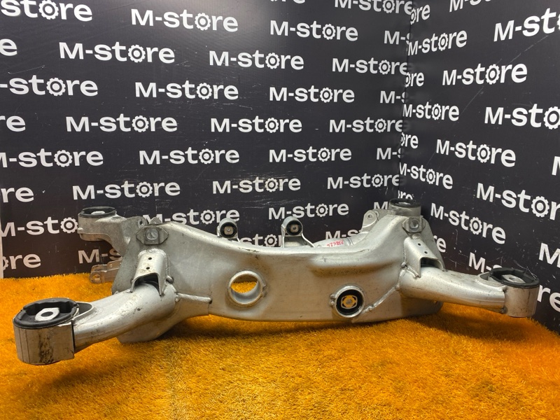 Балка поперечная (подрамник), 2500 рублей, Красноярск