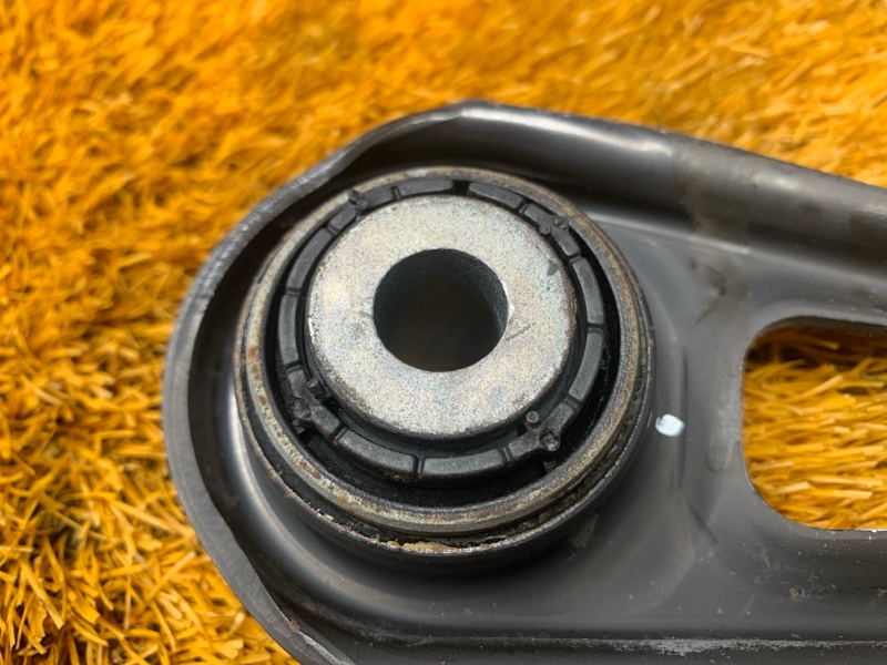 Рычаг подвески нижний, 1000 рублей, Красноярск