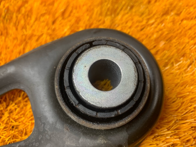 Рычаг подвески нижний, 1000 рублей, Красноярск