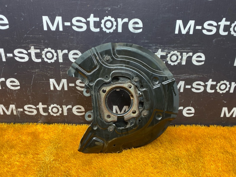 кулак поворотный, 2000 рублей, Красноярск