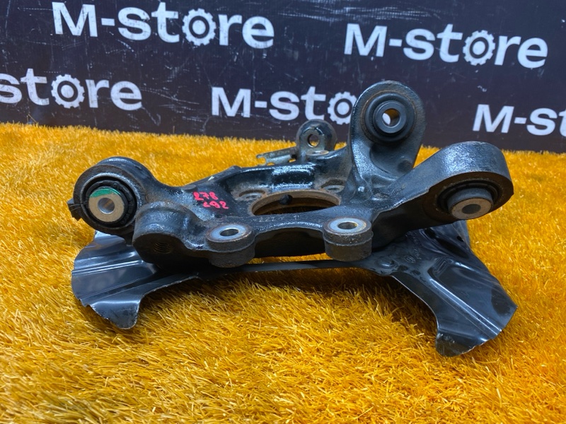 кулак поворотный, 2000 рублей, Красноярск