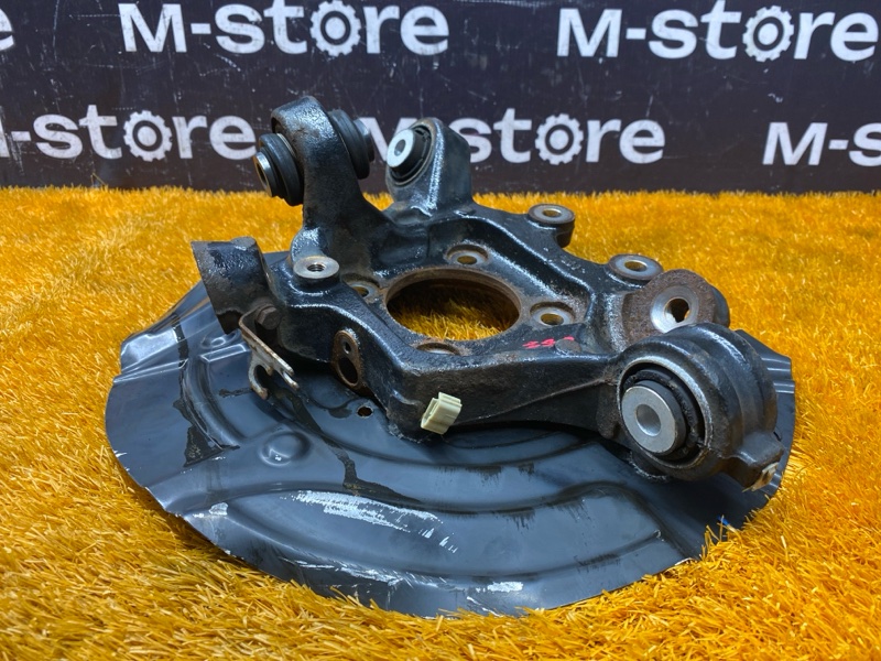 кулак поворотный, 2000 рублей, Красноярск