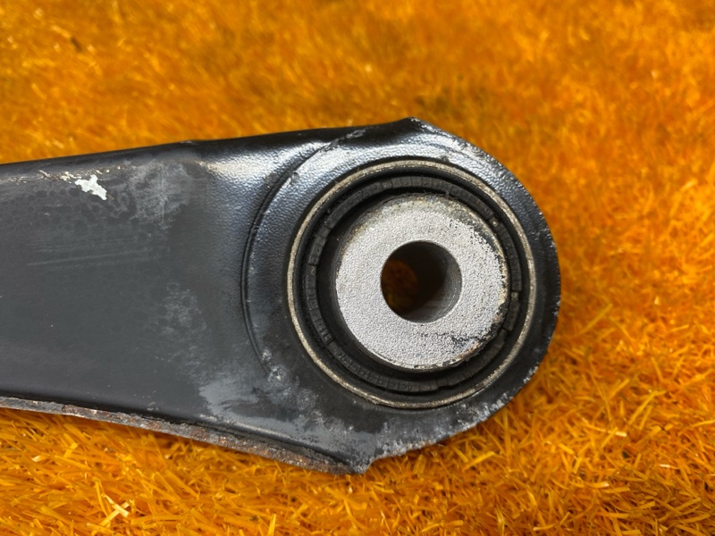 Рычаг подвески верхний, 1000 рублей, Красноярск