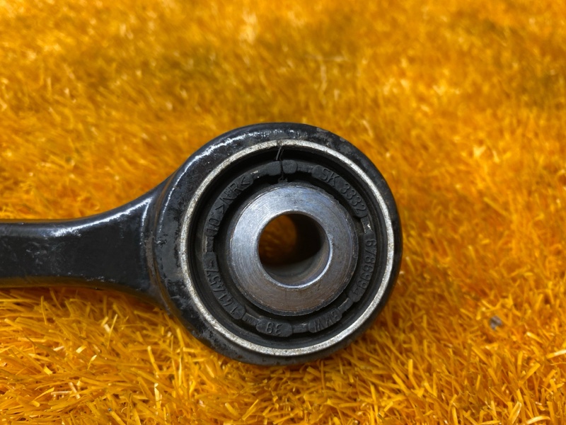 Рычаг подвески верхний, 1000 рублей, Красноярск