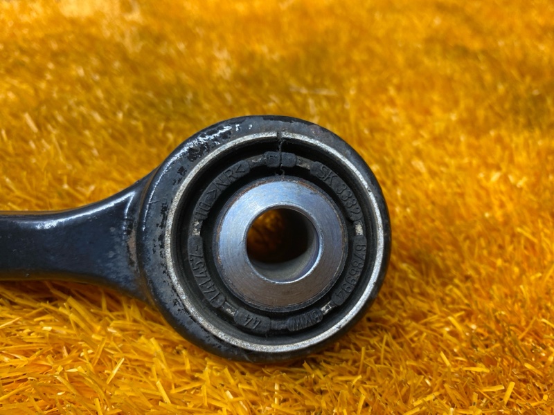 Рычаг подвески верхний, 1000 рублей, Красноярск