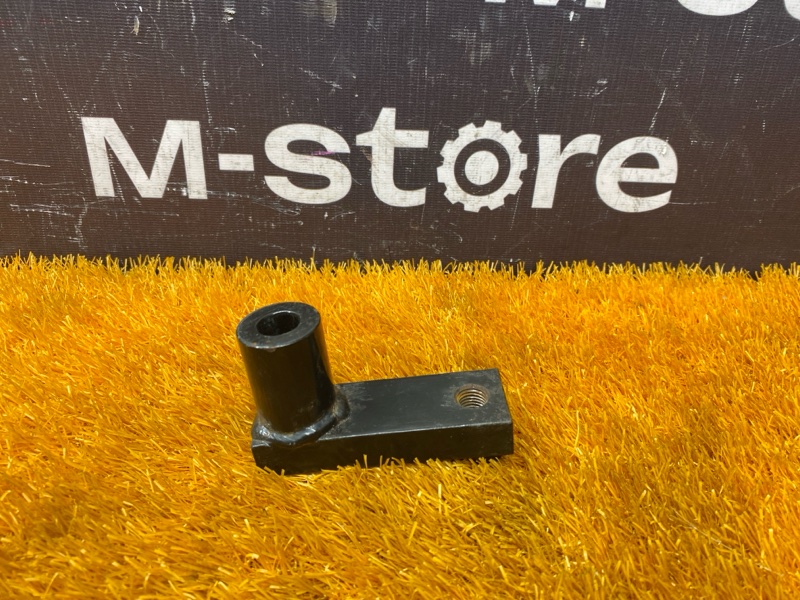 кронштейн редуктора, 1000 рублей, Красноярск