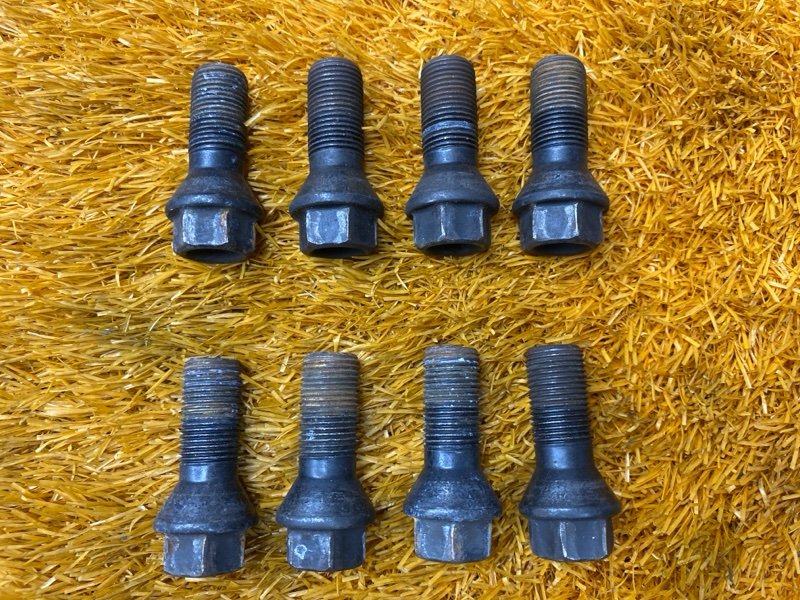 болт колесный, 1600 рублей, Красноярск